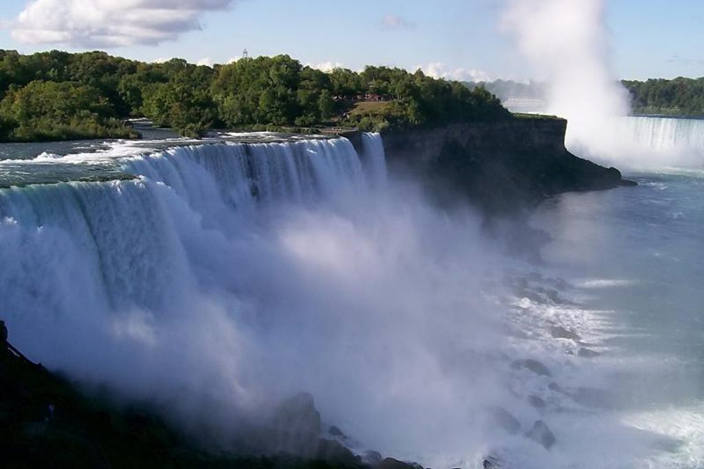 Niagara Falls - Heena Tours